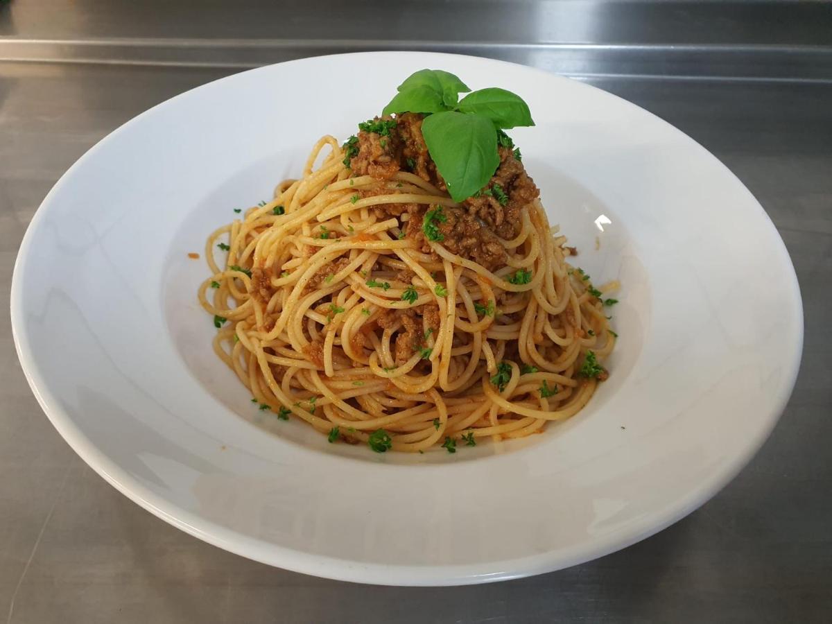 Hotel-restaurant-linde Gundlischwand